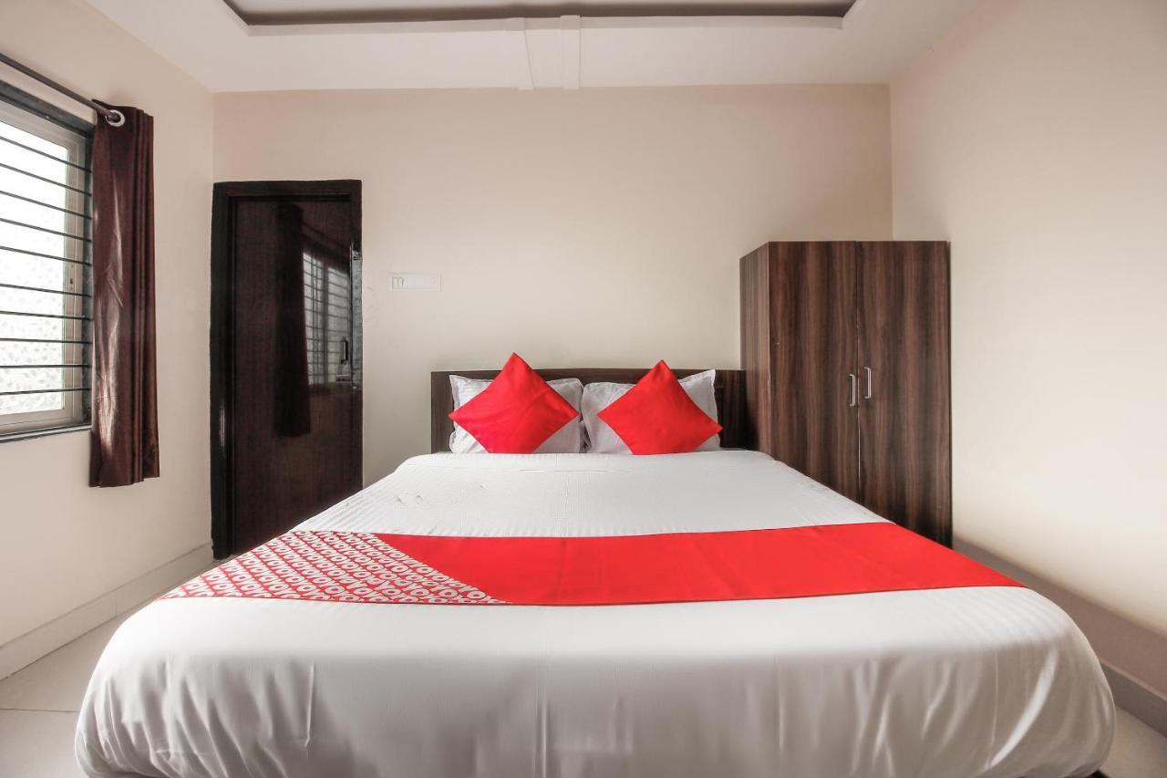 Oyo 66942 Venus Residency Hotel Lalaguda Kültér fotó