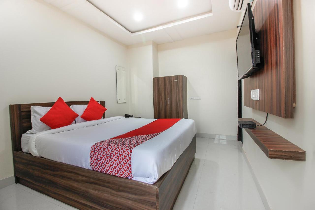 Oyo 66942 Venus Residency Hotel Lalaguda Kültér fotó